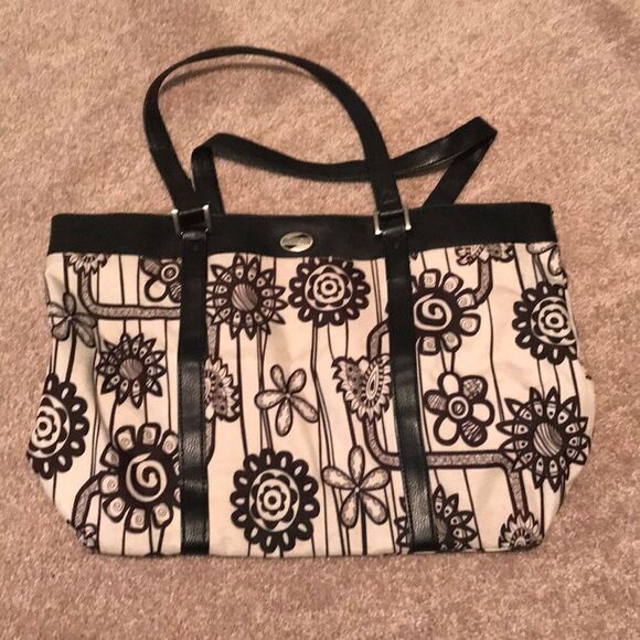 Travel bag  - Picture 1 of 3